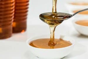 Mehr über den Artikel erfahren Honig – das süße Gold der Natur