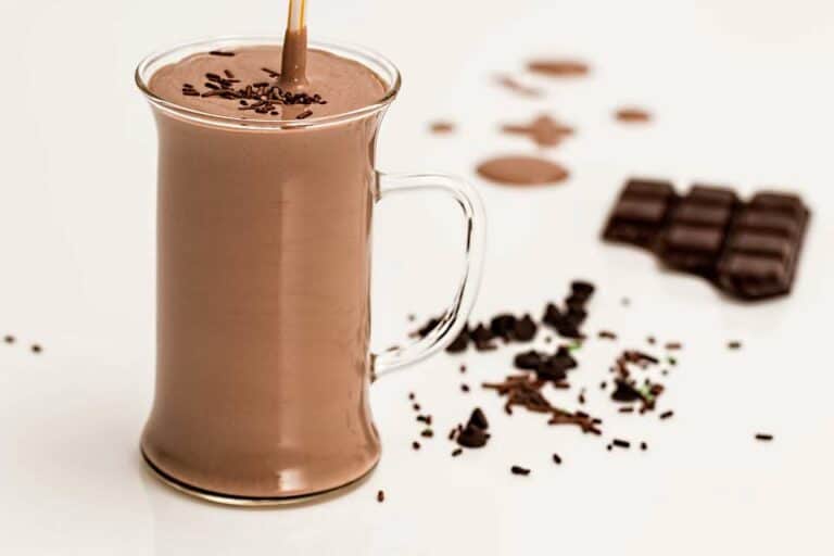 Mehr über den Artikel erfahren Schokoladen-Milchshakes Entdecken: Köstliche Varianten von Cremig bis Knusprig